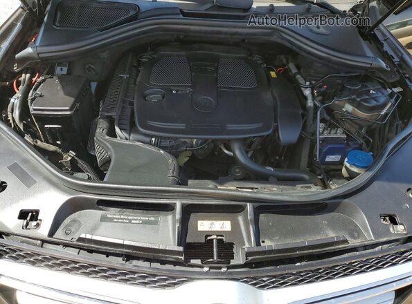 4JGDA5JB5GA687116 2016 MERCEDES-BENZ GLE Black Widok komory silnika
