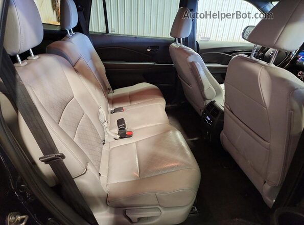 5FNYF8H95KB001295 2019 HONDA PASSPORT Blue Widok komory silnika