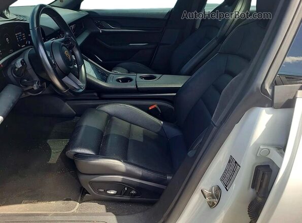 WP0AA2Y16MSA18753 2021 PORSCHE TAYCAN White Вид спереду