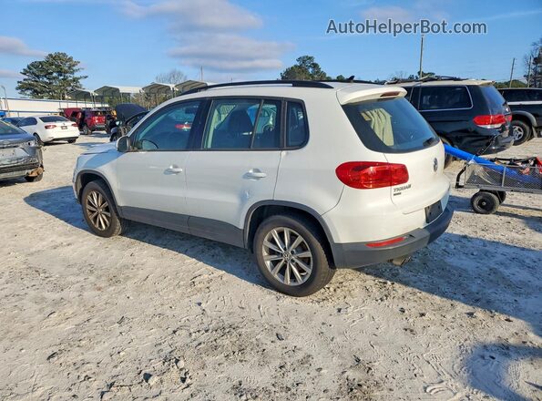 WVGAV7AX3HK054124 2017 VOLKSWAGEN TIGUAN White Trasero derecho