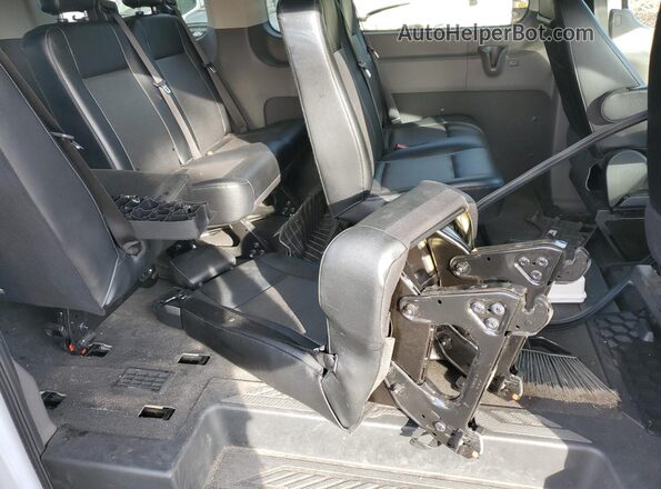 1FMZK1Y86NKA59689 2022 FORD PASSENGER White 