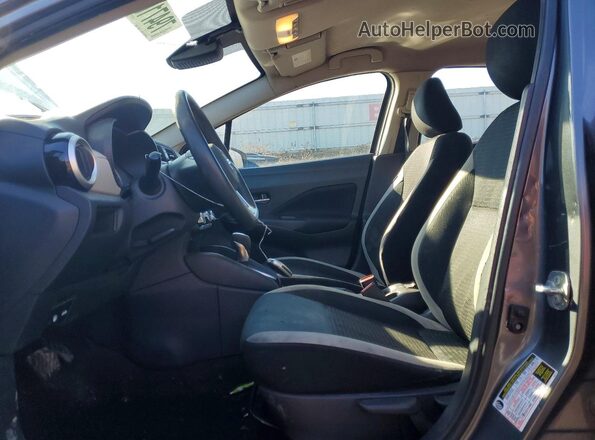 3N1CN8EV8ML861648 2021 NISSAN VERSA Gray Вид салону спереду