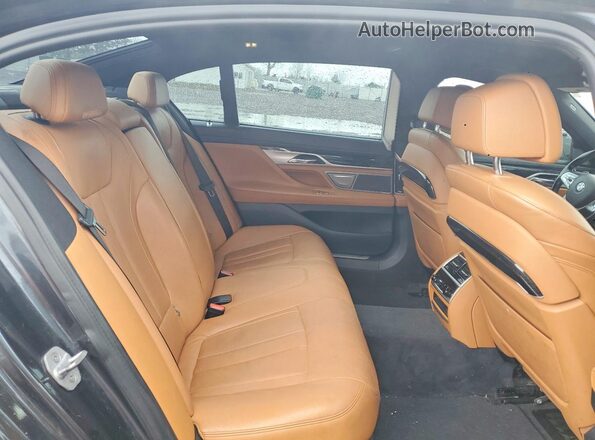 WBA7J2C33HG497851 2017 BMW 7 SERIES Gray Սալոնի հետևի տեսք