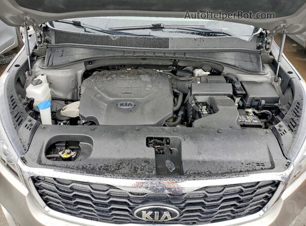 5XYPGDA51KG521656 2019 KIA SORENTO Silver 