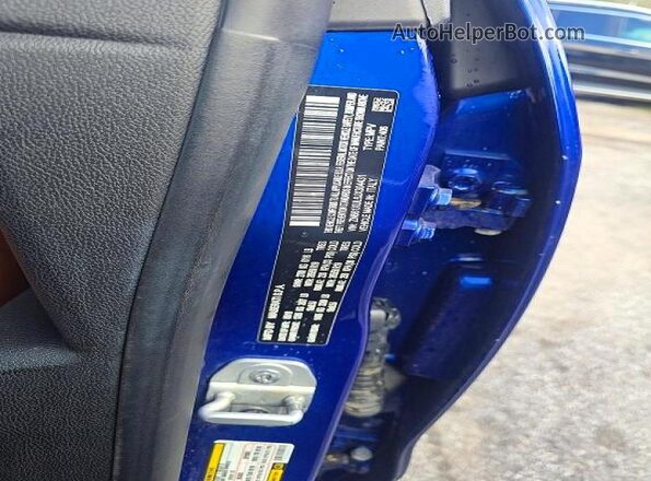 ZN661XUL6JX304431 2018 MASERATI LEVANTE Blue 