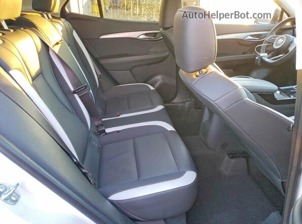 LRBFZLE40SD074543 2025 BUICK ENVISION White Vista interior trasera