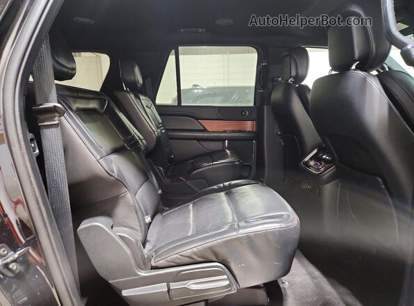 5LMJJ3JT5KEL06931 2019 LINCOLN NAVIGATOR Black Widok komory silnika