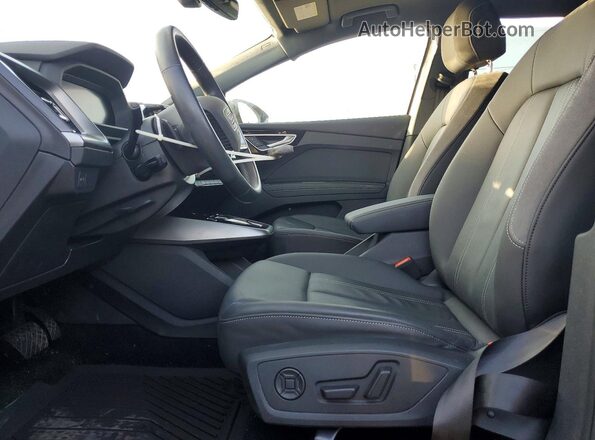 WA1LUBFZ9RP036223 2024 AUDI Q4 Gray 