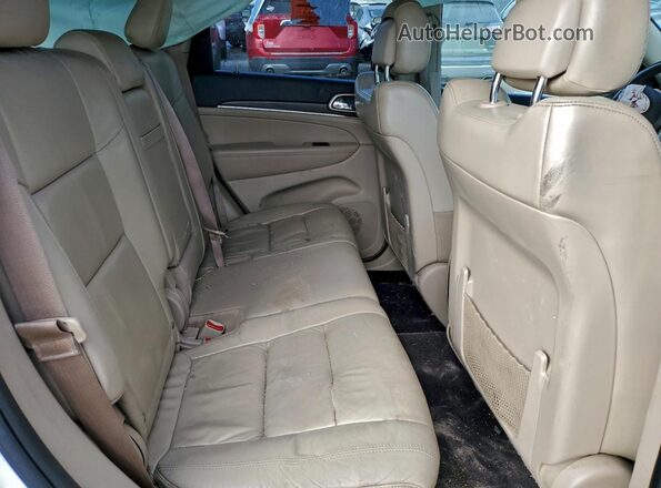 1C4RJEBG2HC915969 2017 JEEP GRAND CHER White Widok wnętrza z tyłu