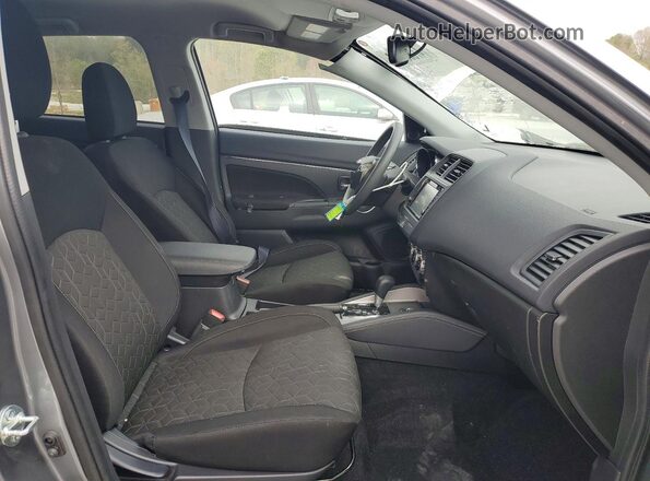 JA4ARUAU0SU008723 2025 MITSUBISHI OUTLANDER Gray 