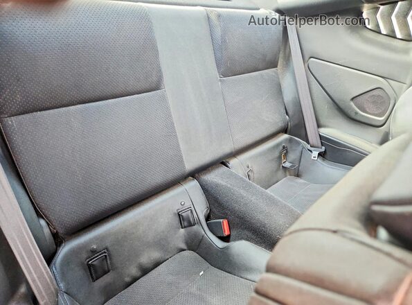 JF1ZDBS11S9701101 2025 SUBARU BRZ White Vista interior trasera