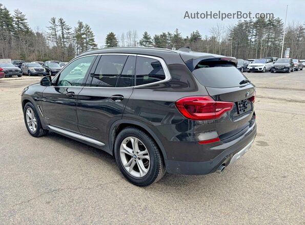 5UXTR9C59JLC75432 2018 BMW X3 Green Przód prawy