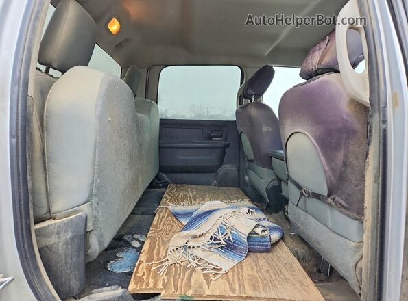 3C6UR5HL6HG670704 2017 RAM 2500 Silver 