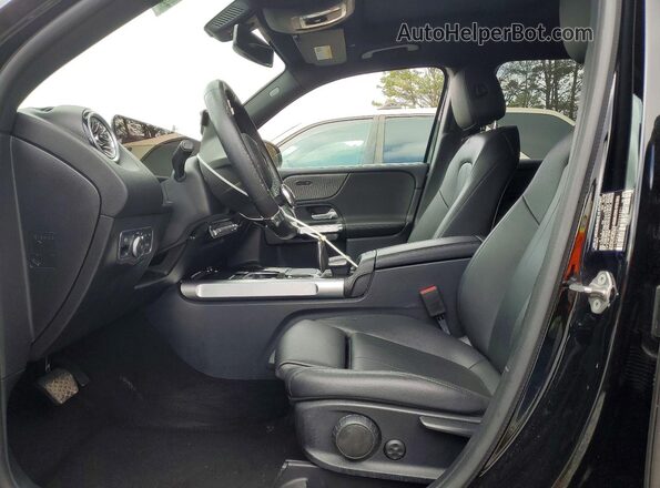W1N4M4GB7NW246271 2022 MERCEDES-BENZ GLB-CLASS Black Widok deski rozdzielczej