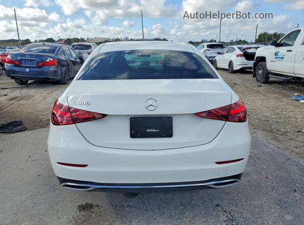 W1KAF4GB8NR010995 2022 MERCEDES-BENZ C-CLASS Белый Вид салона спереди