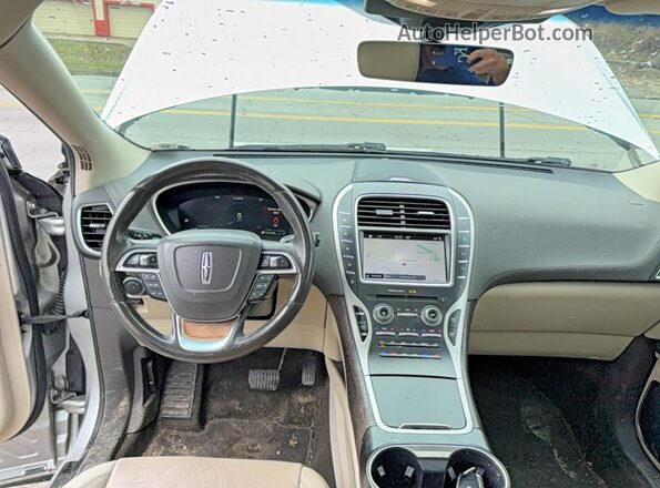 2LMPJ8LP7KBL53999 2019 LINCOLN NAUTILUS Серебряный Вид задних сидений
