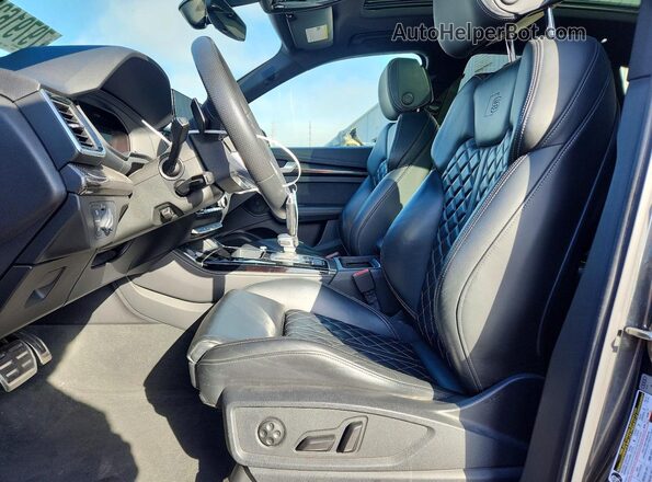 WA1B4AFY1M2027101 2021 AUDI SQ5 Gray Widok deski rozdzielczej