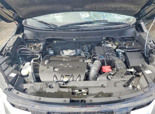 JA4ARUAU4TU000853 2026 MITSUBISHI OUTLANDER Black VIN կոդի պիտակի տեսք