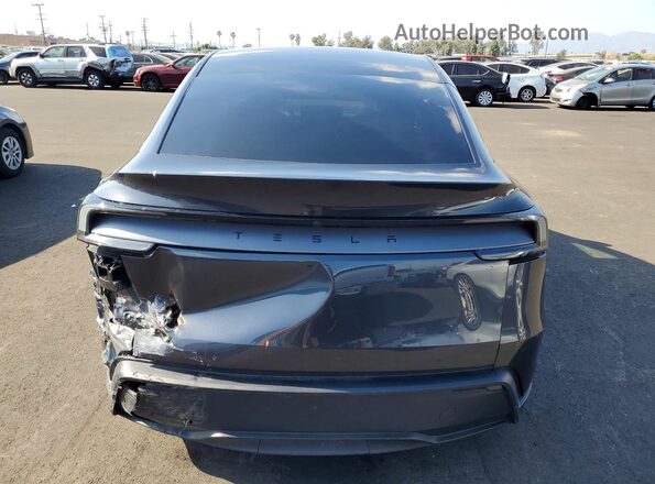 7SAYGDED1TF383392 2026 TESLA MODEL Серый Вид салона спереди
