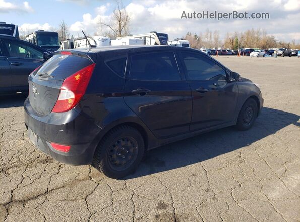KMHCT5AE2HU312719 2017 HYUNDAI ACCENT Черный Задняя правая четверть