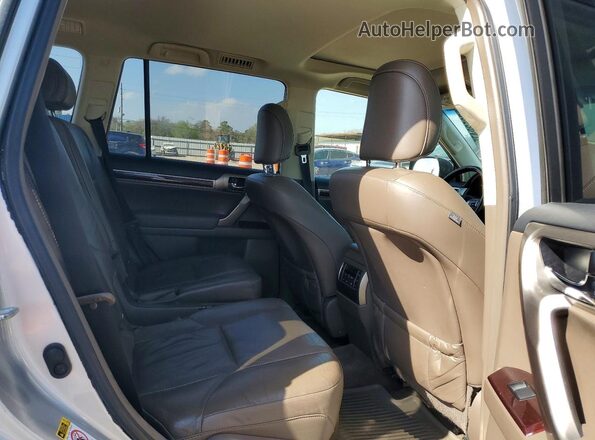 JTJBM7FX0H5159901 2017 LEXUS GX Silver უკანა სალონის ხედი