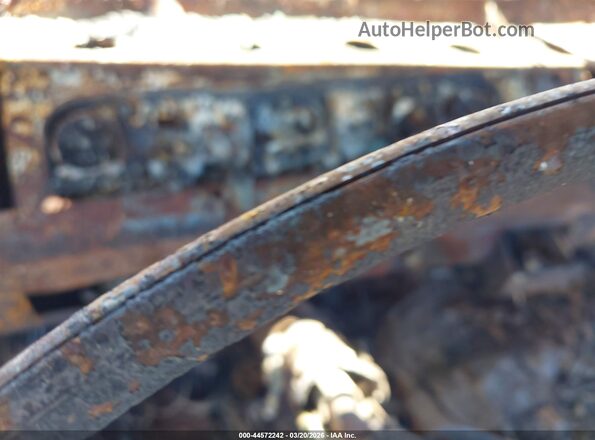 D24BJOU152564     1970 DODGE OTHER Silver უკანა სავარძლების ხედი