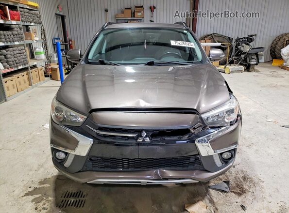 JA4AP4AW8JU003131 2018 MITSUBISHI OUTLANDER Коричневый Вид спереди