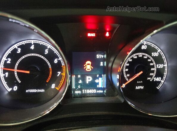 JA4AP4AW8JU003131 2018 MITSUBISHI OUTLANDER Коричневый Вид щитка приборов