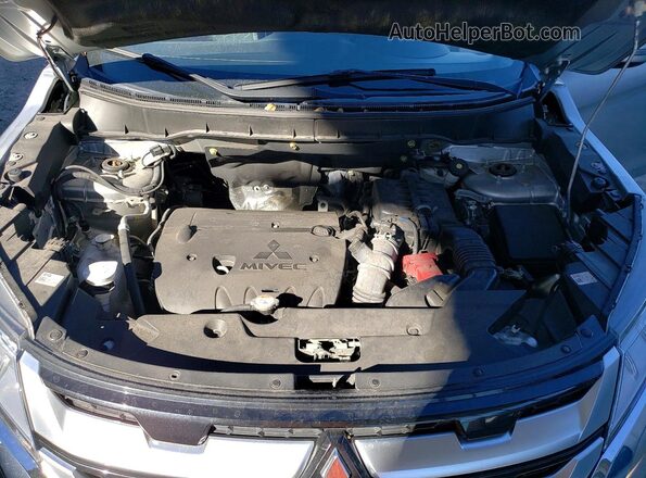 JA4APVAU0MU017940 2021 MITSUBISHI OUTLANDER Серебряный Вид подкапотного пространства