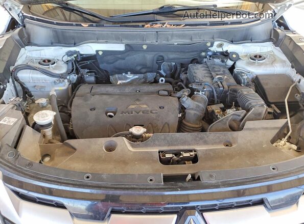 JA4APVAU4MU016001 2021 MITSUBISHI OUTLANDER Белый Вид задней части салона