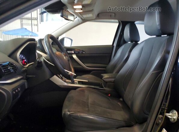 JA4ASWAA0NZ046837 2022 MITSUBISHI ECLIPSE Черный Вид салона спереди