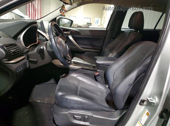 JA4ATWAA5SZ005385 2025 MITSUBISHI ECLIPSE Silver წინა სალონის ხედი