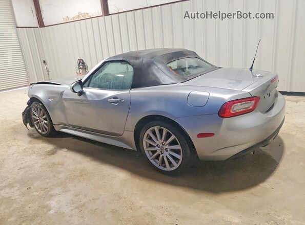 JC1NFAEK0H0106770 2017 FIAT 124 Silver 