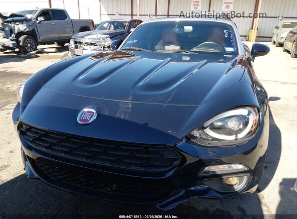 JC1NFAEK0J0137569 2018 FIAT 124 SPIDER Dark Blue Widok zestawu wskaźników
