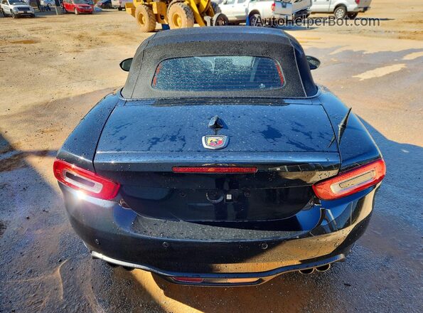 JC1NFAEK2J0133992 2018 FIAT 124 Black Widok z tyłu