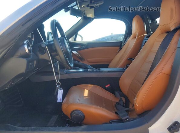 JC1NFAEK9K0141427 2019 FIAT 124 White Widok wnętrza z przodu