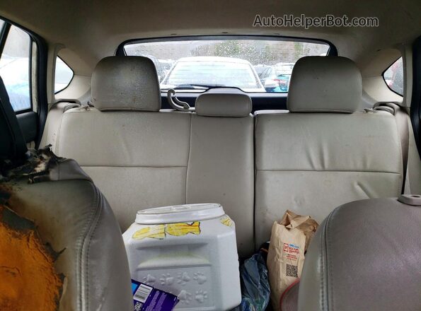 JF1GPAP61GH287649 2016 SUBARU IMPREZA White Вид задніх сидінь