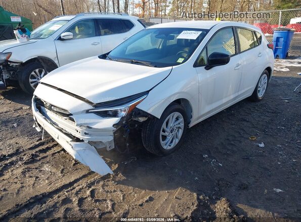 JF1GUABC0S8321661 2025 SUBARU IMPREZA White Առջևի ձախ երեք քառորդ տեսարան