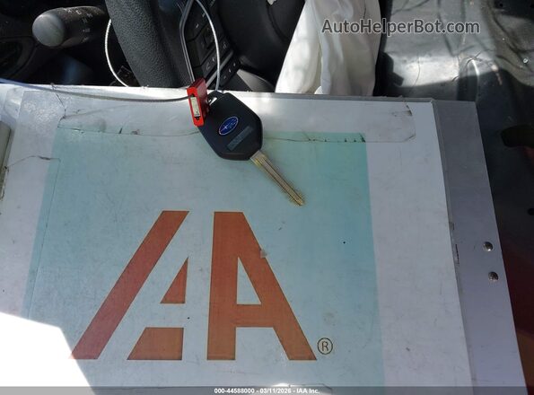 JF1GUABC2S8331317 2025 SUBARU IMPREZA Красный Вид панели приборов