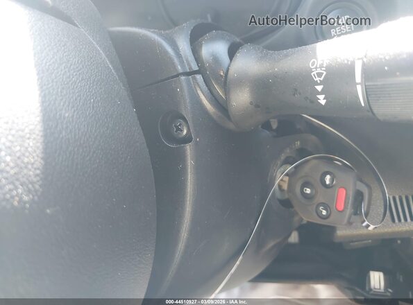 JF1GUABC4S8237763 2025 SUBARU IMPREZA Gray Vista del salpicadero