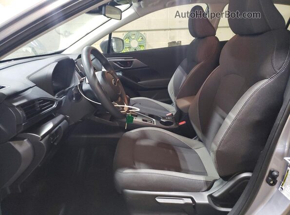 JF1GUABC9S8339821 2025 SUBARU IMPREZA Silver Вид салону спереду
