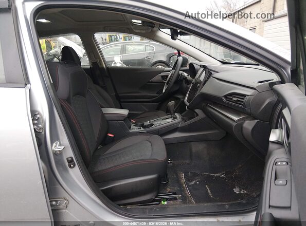 JF1GUAFC3R8221901 2024 SUBARU IMPREZA Серебряный Вид салона спереди