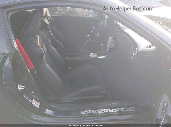 JF1ZCAC11J9601655 2018 SUBARU BRZ Gray 
