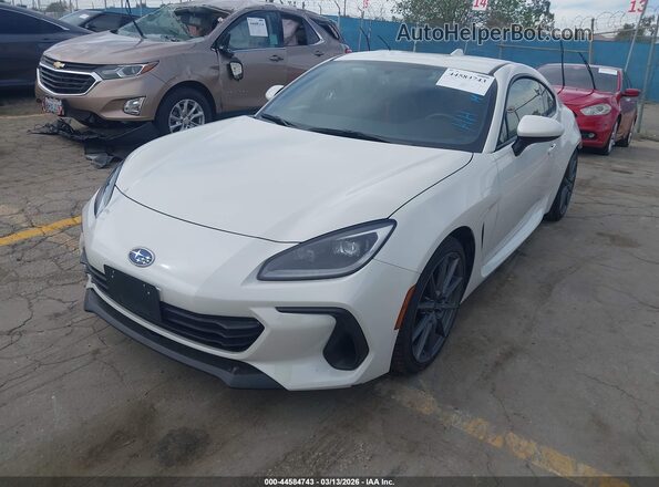 JF1ZDBE11R9702092 2024 SUBARU BRZ White წინა მარცხენა ხედი სამი მეოთხედიდან
