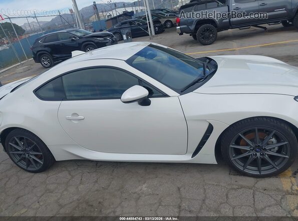 JF1ZDBE11R9702092 2024 SUBARU BRZ White უკანა სალონის ხედი