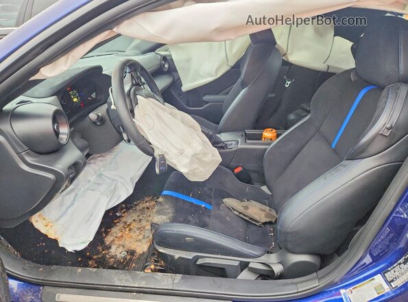 JF1ZDBS15S9700355 2025 SUBARU BRZ Blue Front interior view