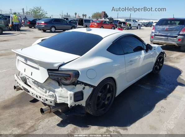 JF1ZNAA14H8700645 2017 TOYOTA 86 White უკანა მარჯვენა