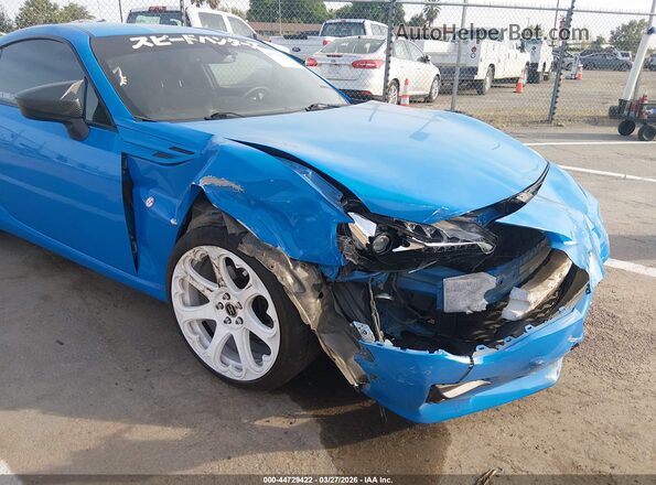 JF1ZNAE18L8751892 2020 TOYOTA 86 Blue 