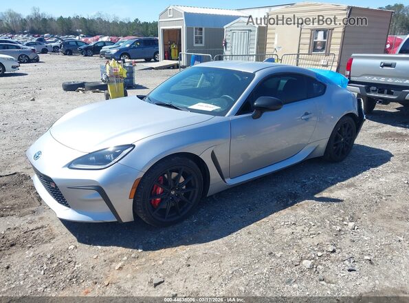 JF1ZNBE13S8756664 2025 TOYOTA GR86 Silver Передня ліва чверть