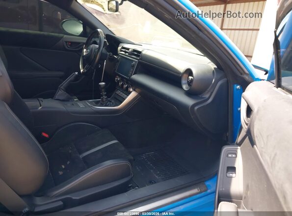 JF1ZNBE15N9751237 2022 TOYOTA GR86 Blue Вид салону спереду